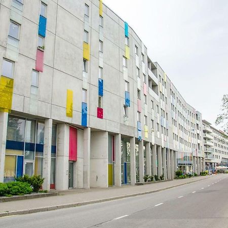 Harbour Hub Hostel Tallin Exterior foto
